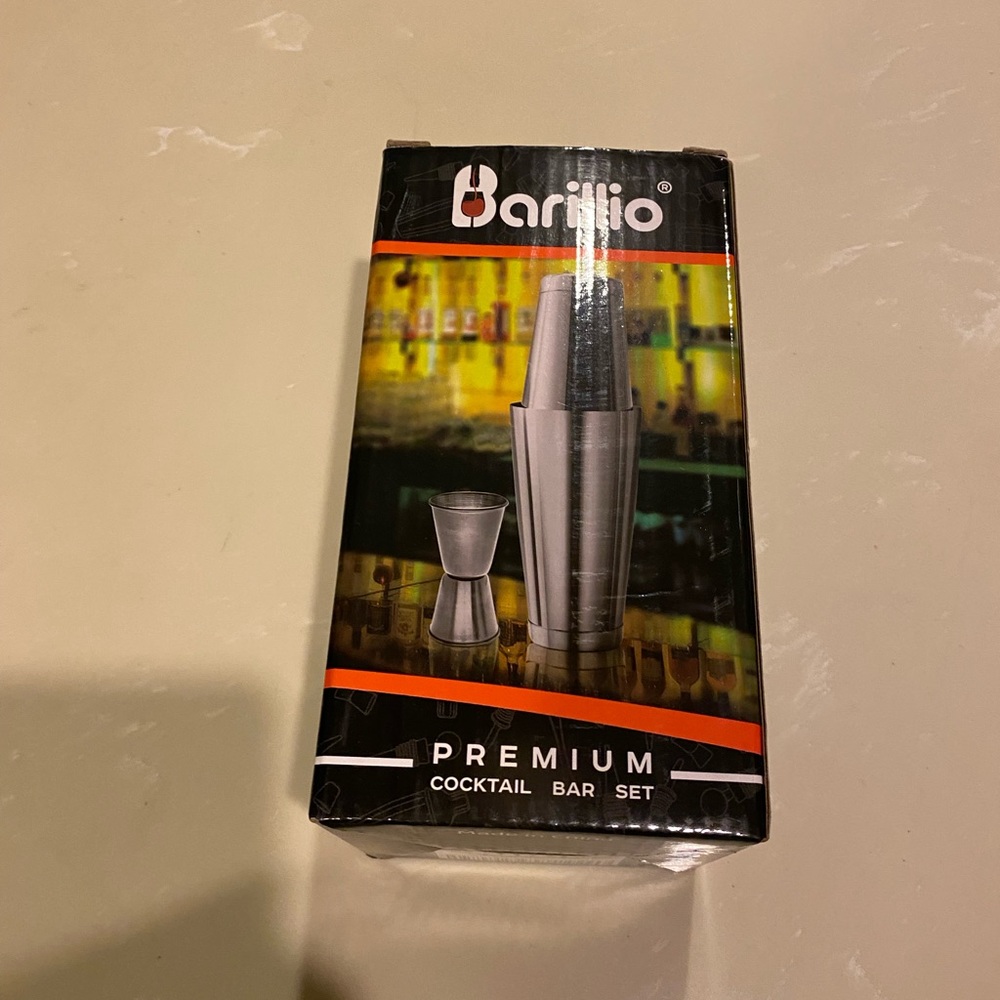Cocktail bar set